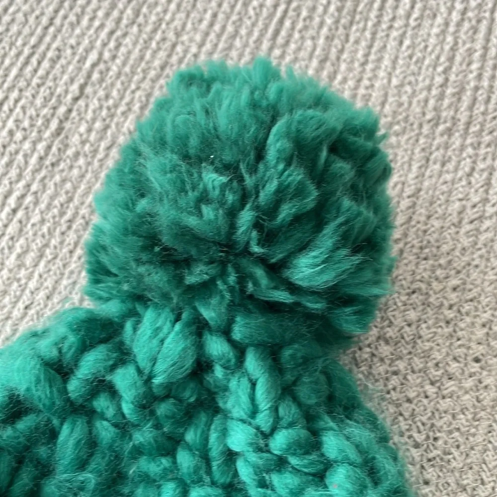 Mossimo Teal Blue Green Chunky Knit Beanie Winter Hat with Pom